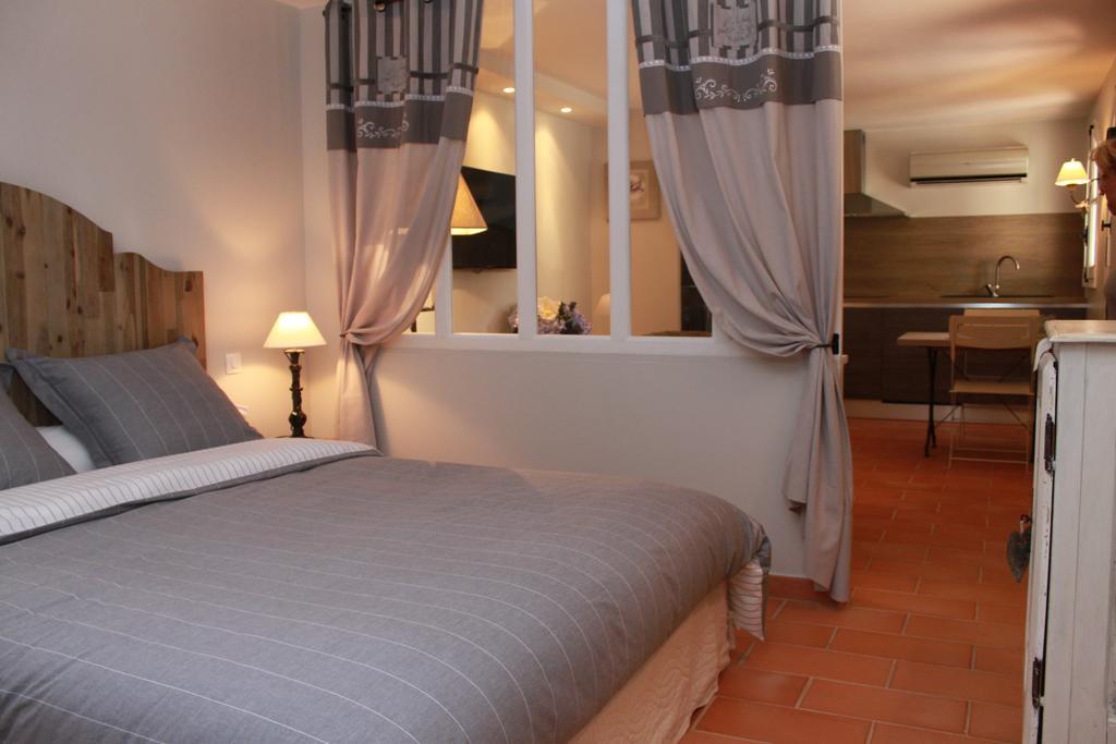 La Bastide Des Senteurs Hotel Peymeinade Pokój zdjęcie